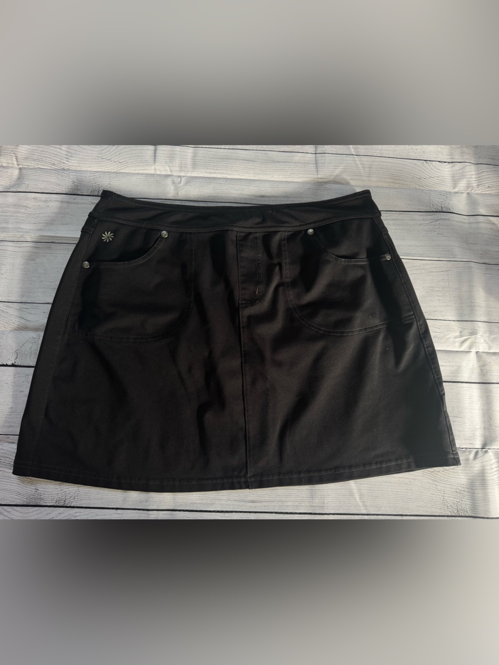 Athleta black skirt size Medium TALL